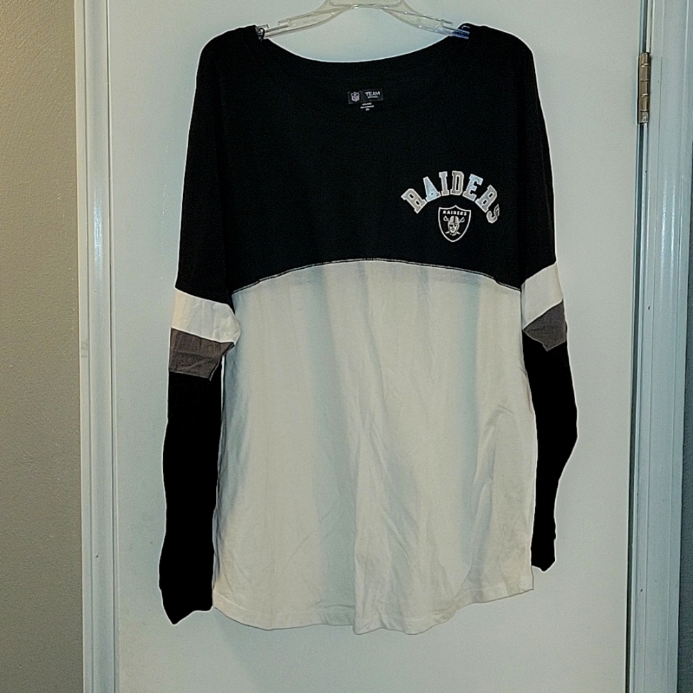 NFL Team Apparel Raiders Long Sleeve Shirt, 2X, Black amd White